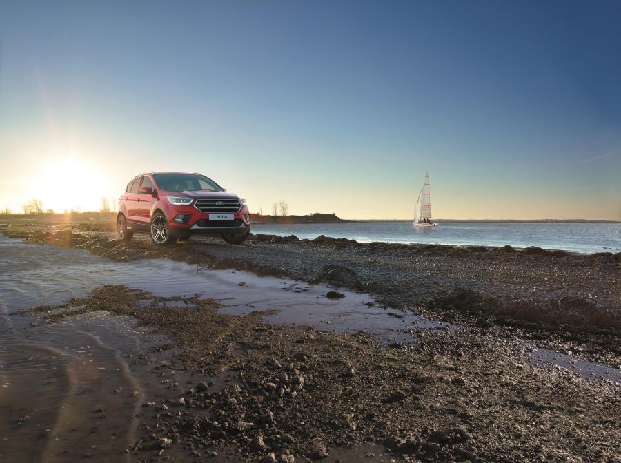  Ford Kuga ST-Line 2016 года  (фото 32 из 32)